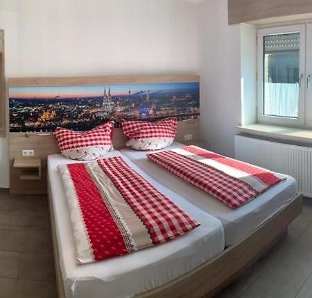 Abtei Apartment Brauweiler Pulheim Bagian luar foto