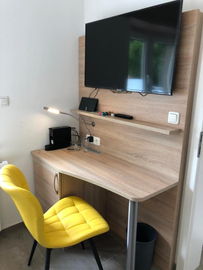 Abtei Apartment Brauweiler Pulheim Bagian luar foto